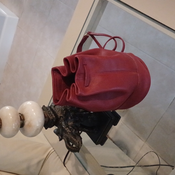 RED 1996 VINTAGE COACH BIXBY SLING BAG - Picture 14 of 16